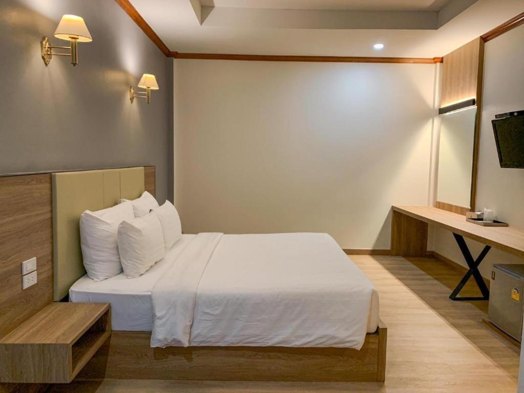 Siam River Resort Chaiyaphum Bagian luar foto