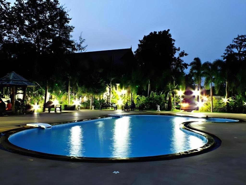 Siam River Resort Chaiyaphum Bagian luar foto
