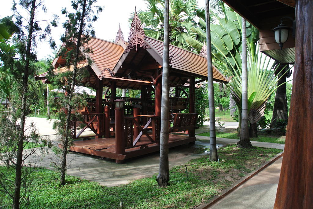 Siam River Resort Chaiyaphum Bagian luar foto