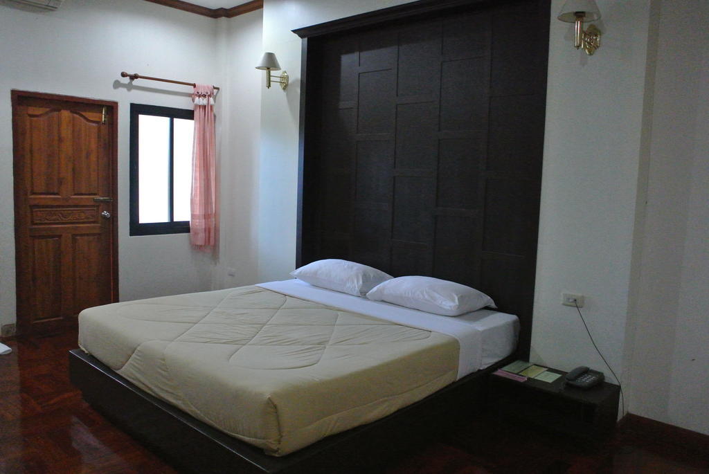 Siam River Resort Chaiyaphum Bagian luar foto